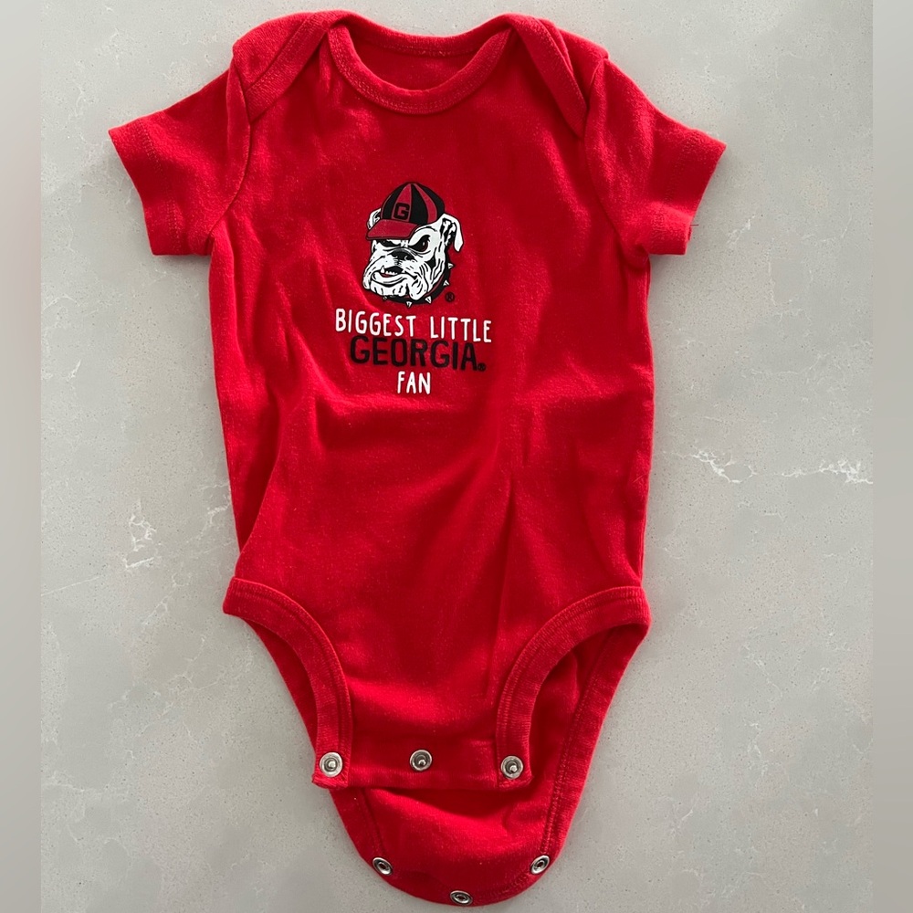 UGA onesie (0-3m)